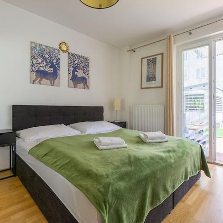 Apartment With Garden Close To Stadthalle, Westbahnhof Wien Eksteriør bilde