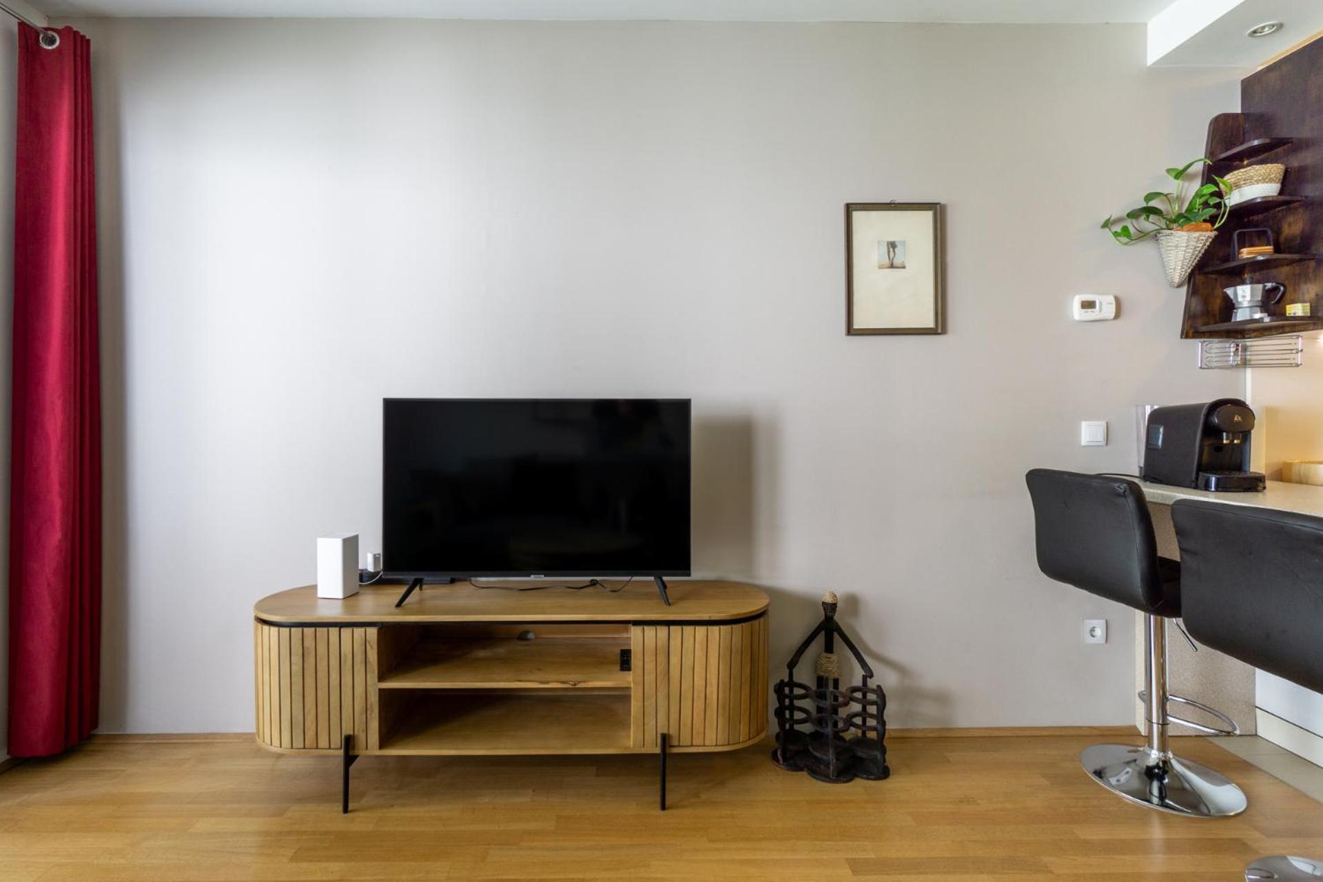 Apartment With Garden Close To Stadthalle, Westbahnhof Wien Eksteriør bilde