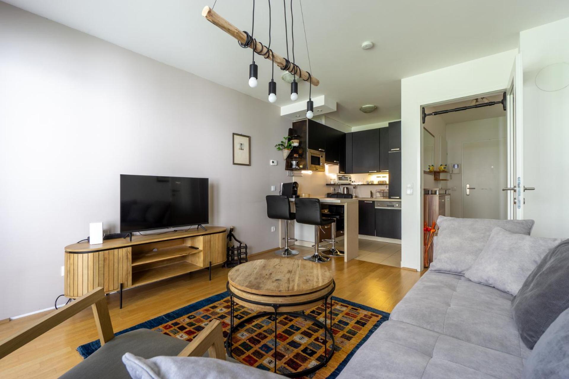 Apartment With Garden Close To Stadthalle, Westbahnhof Wien Eksteriør bilde